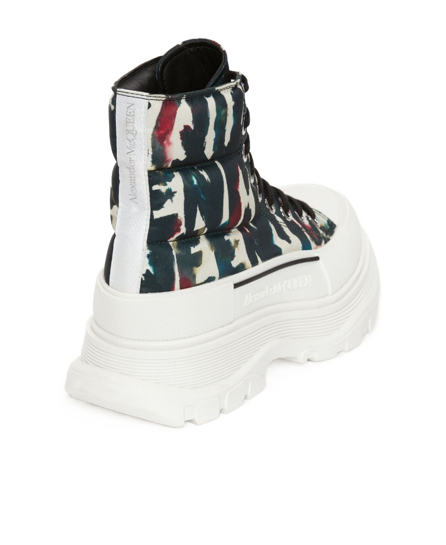 Alexander Mcqueen Watercolour Graffiti Tread Slick Boot In White