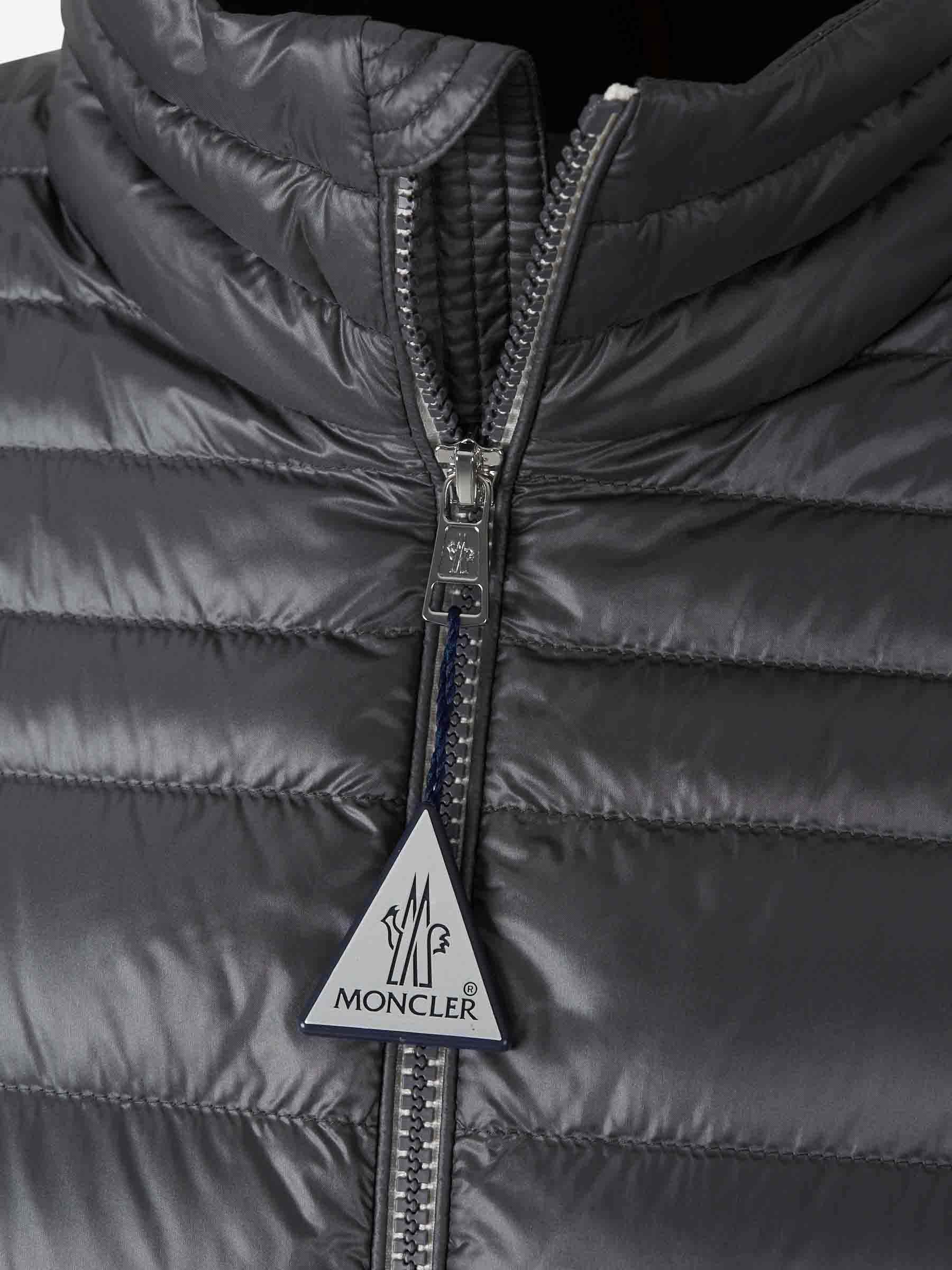 Moncler Arnique Padded Jacket In Gray