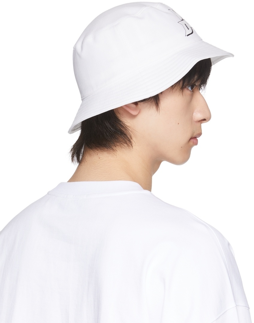 We11 Done Logo Printed Fisherman's Hat In White