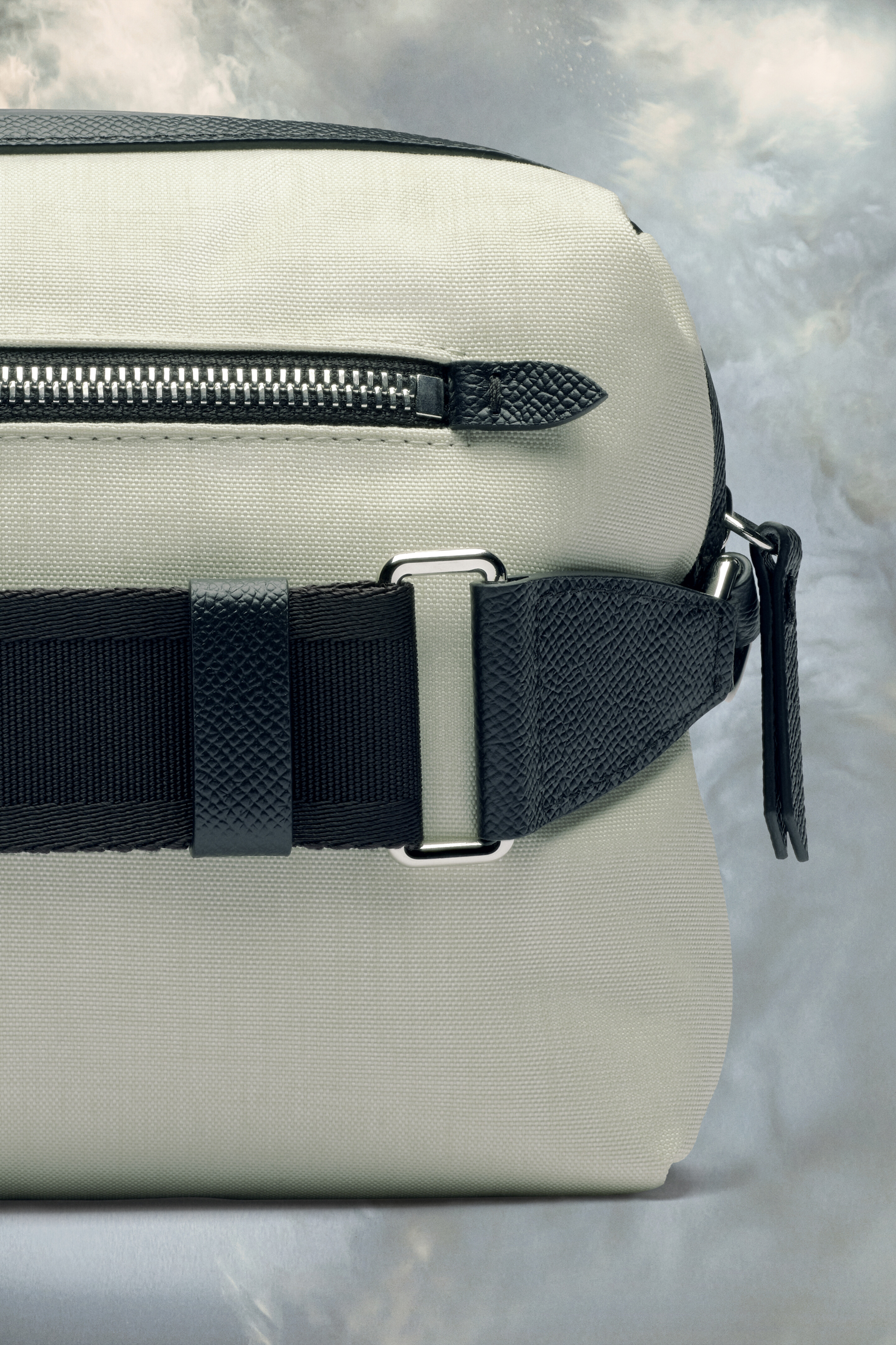 Maison Margiela Glam Slam Sport Camera Bag In Gray