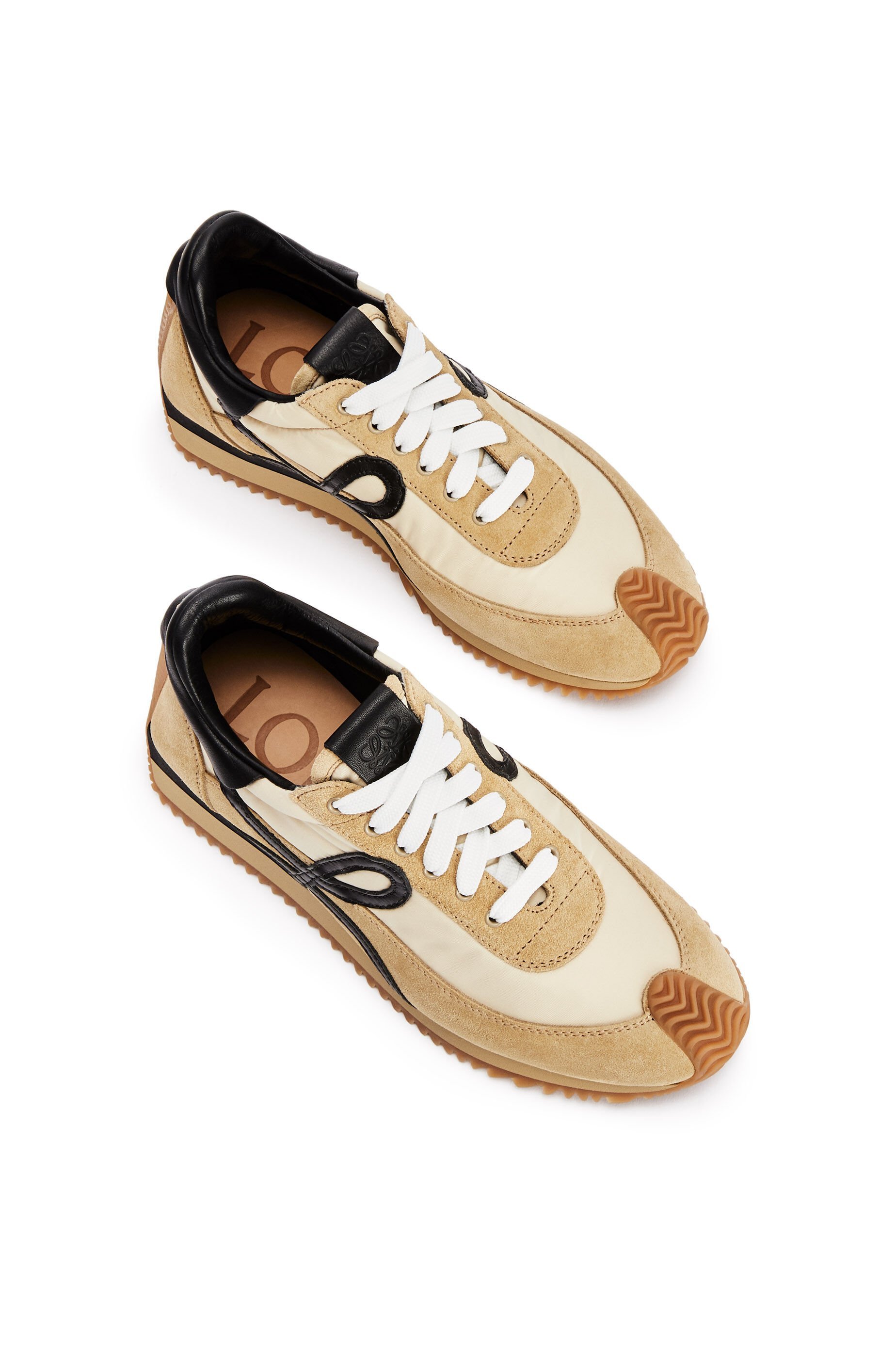 Loewe Flow Runner Sneakers In Nude