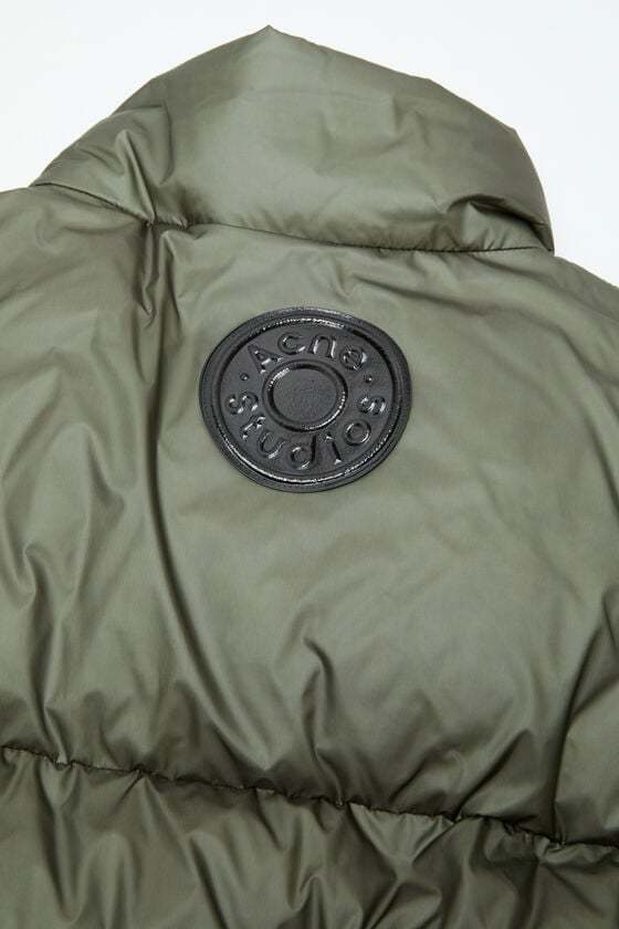 Acne Studios Fitted-waist Puffer Jacket In Green