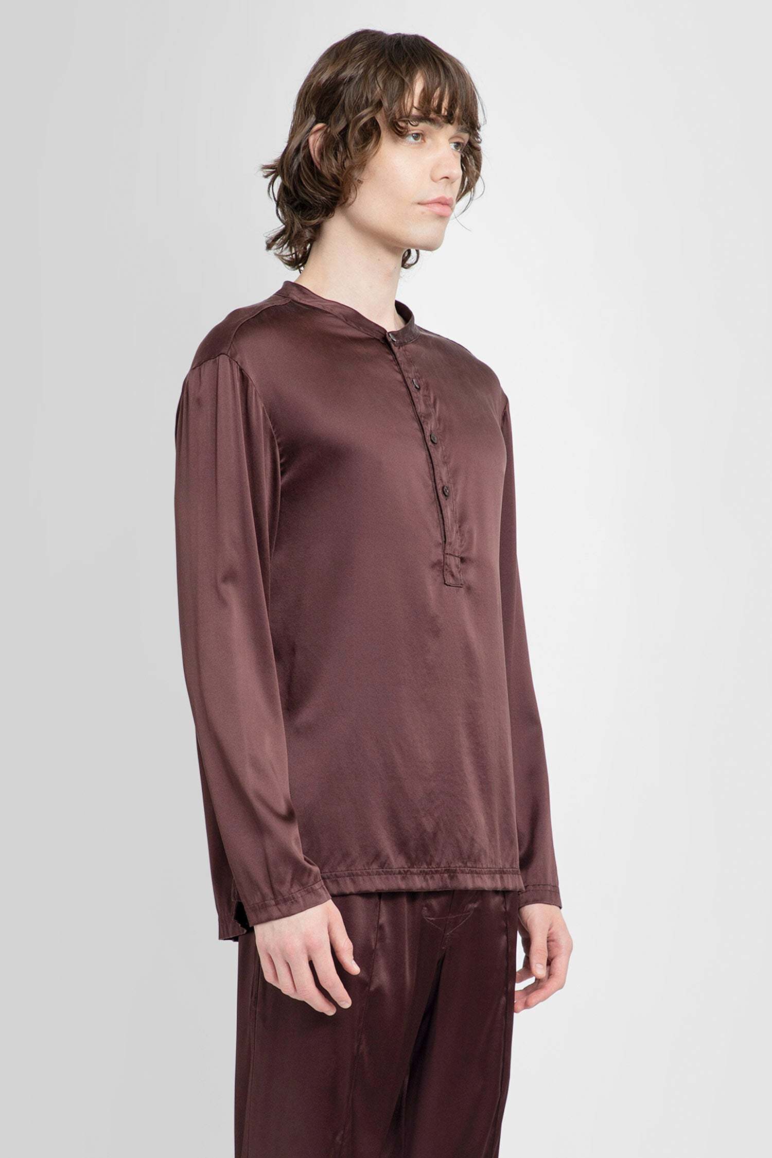 Tom Ford Henley Silk Pyjama Top In Red