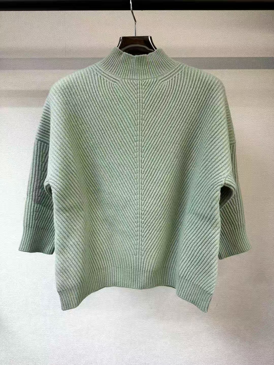 Max Mara Long Sleeve Sweater In Green