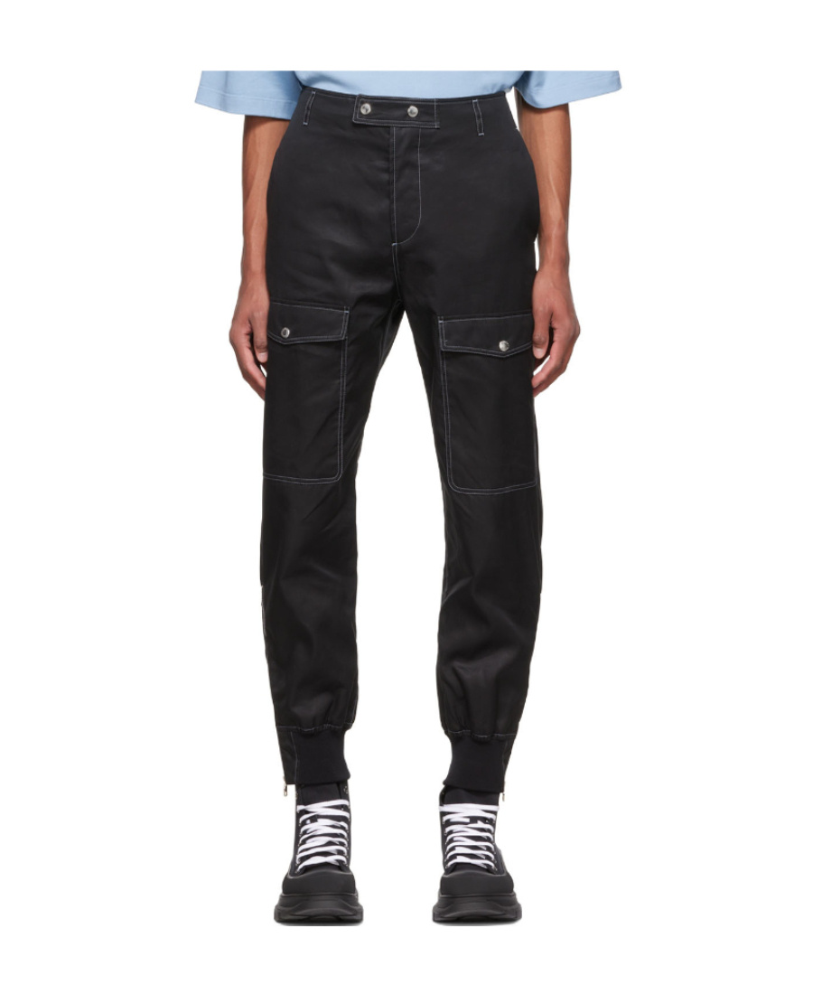 Alexander Mcqueen Tapered-leg Cargo Trousers In Black