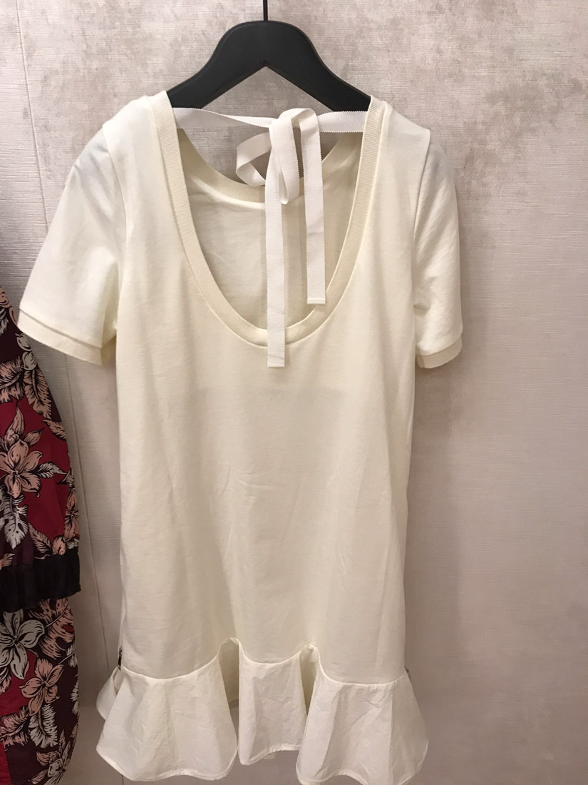 Moncler Horn-shaped Lotus Leaf Edge Dress In White