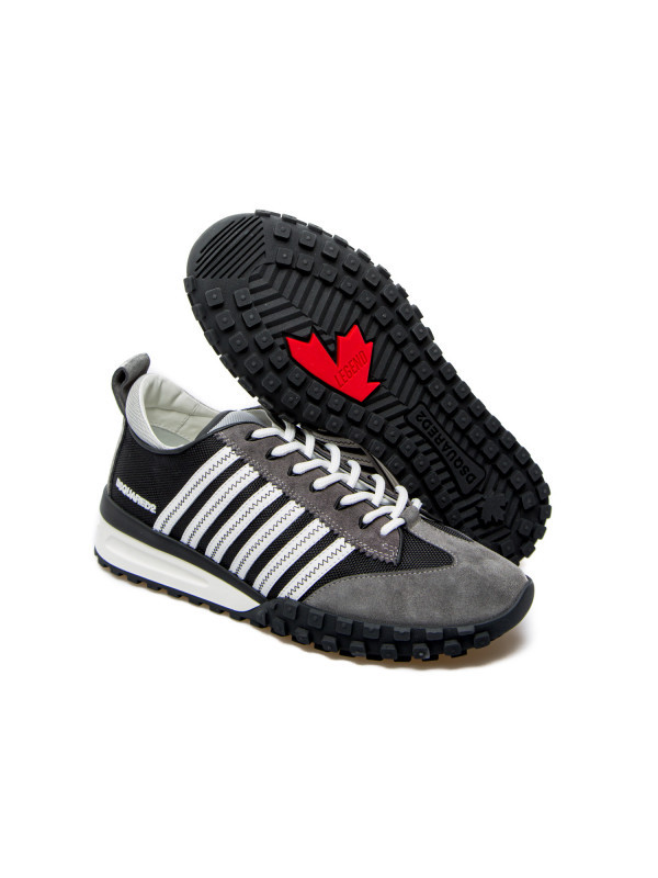 Dsquared2 Side Stripe Detail Sneakers In Black