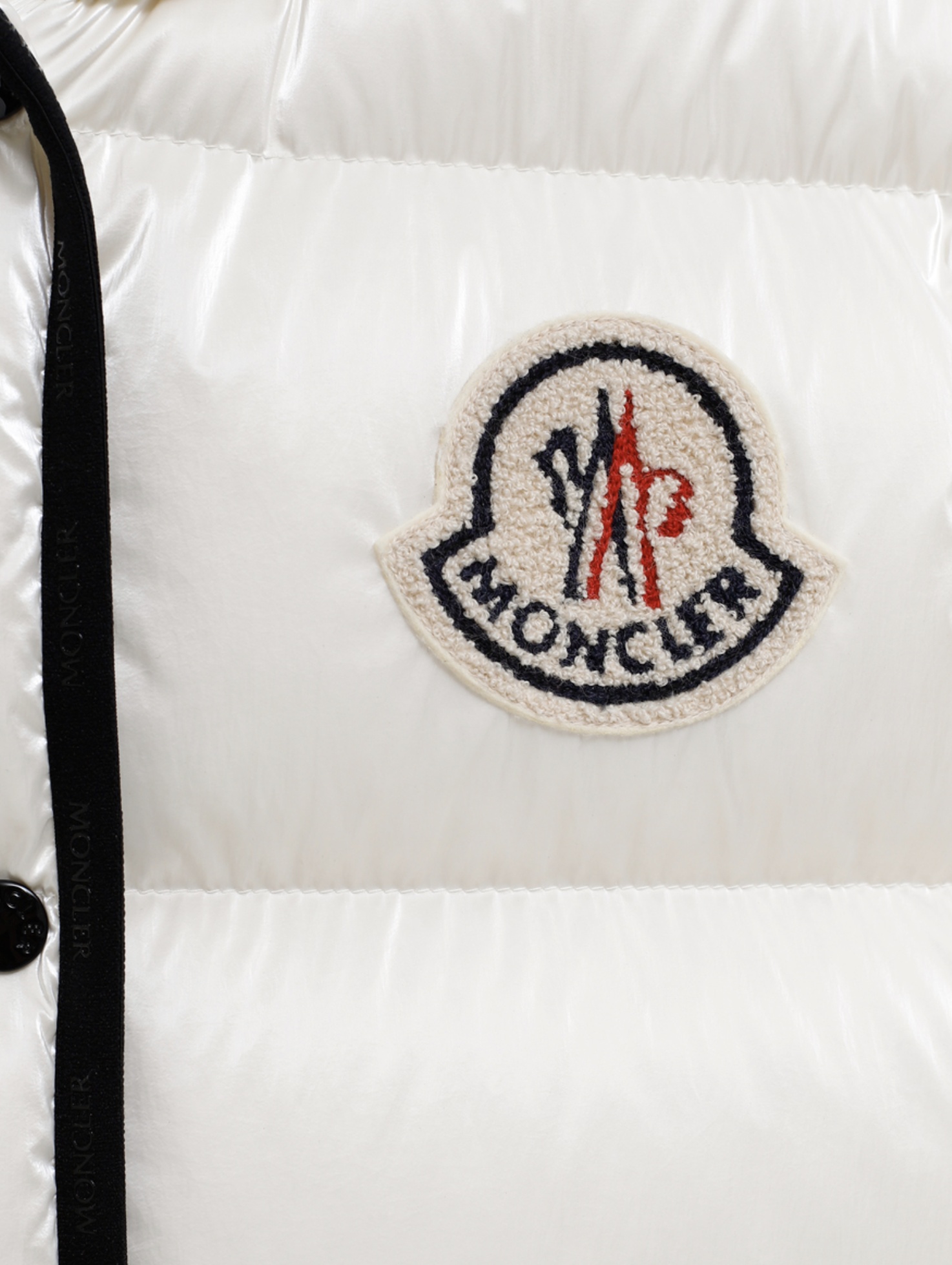 Moncler Hera Hooded Down Gilet In White