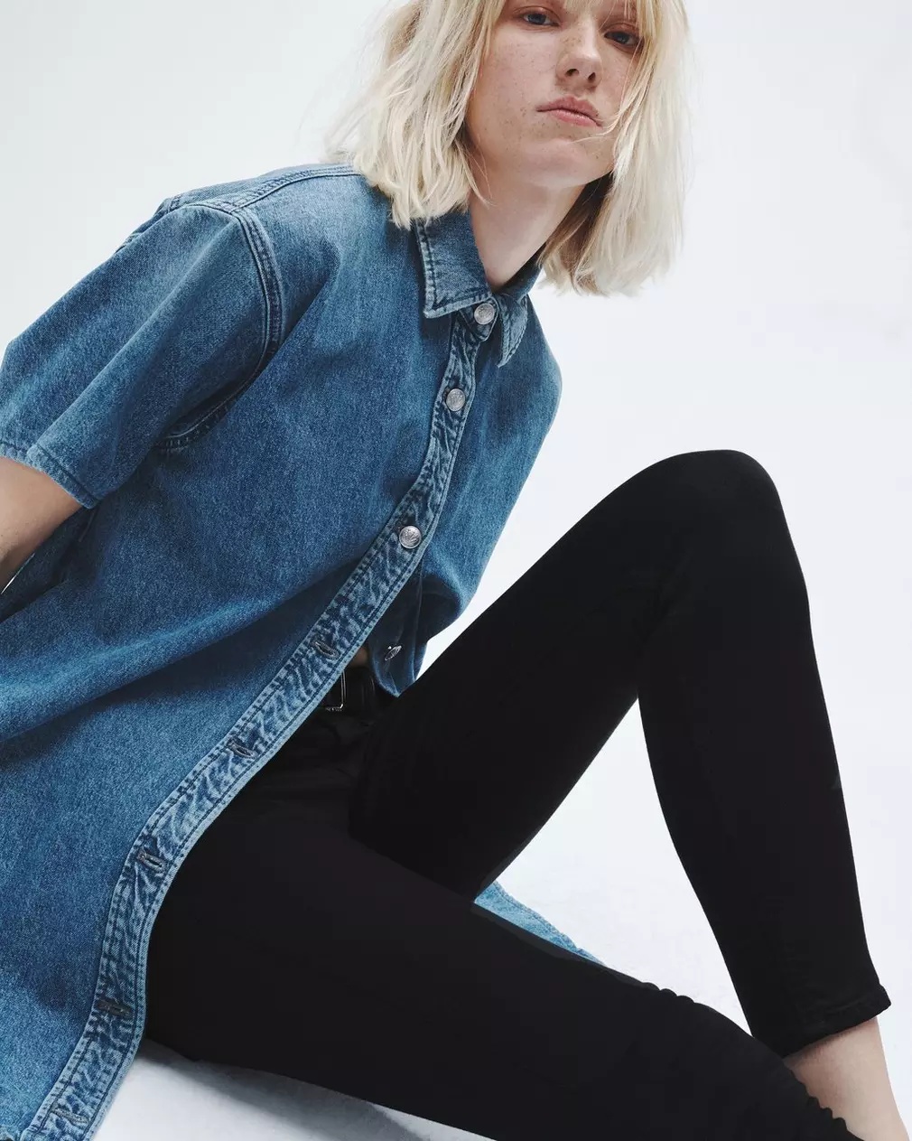 Shop Rag & Bone Cate Mid-waist Jeans In Black