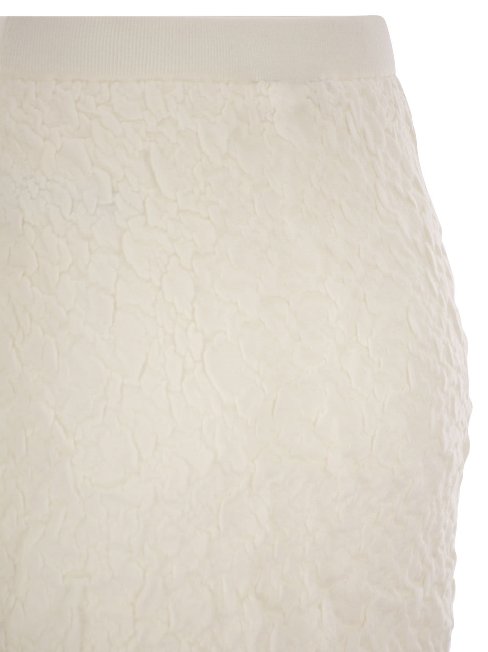 Fabiana Filippi Slim Skirt With Embossed Finish In White