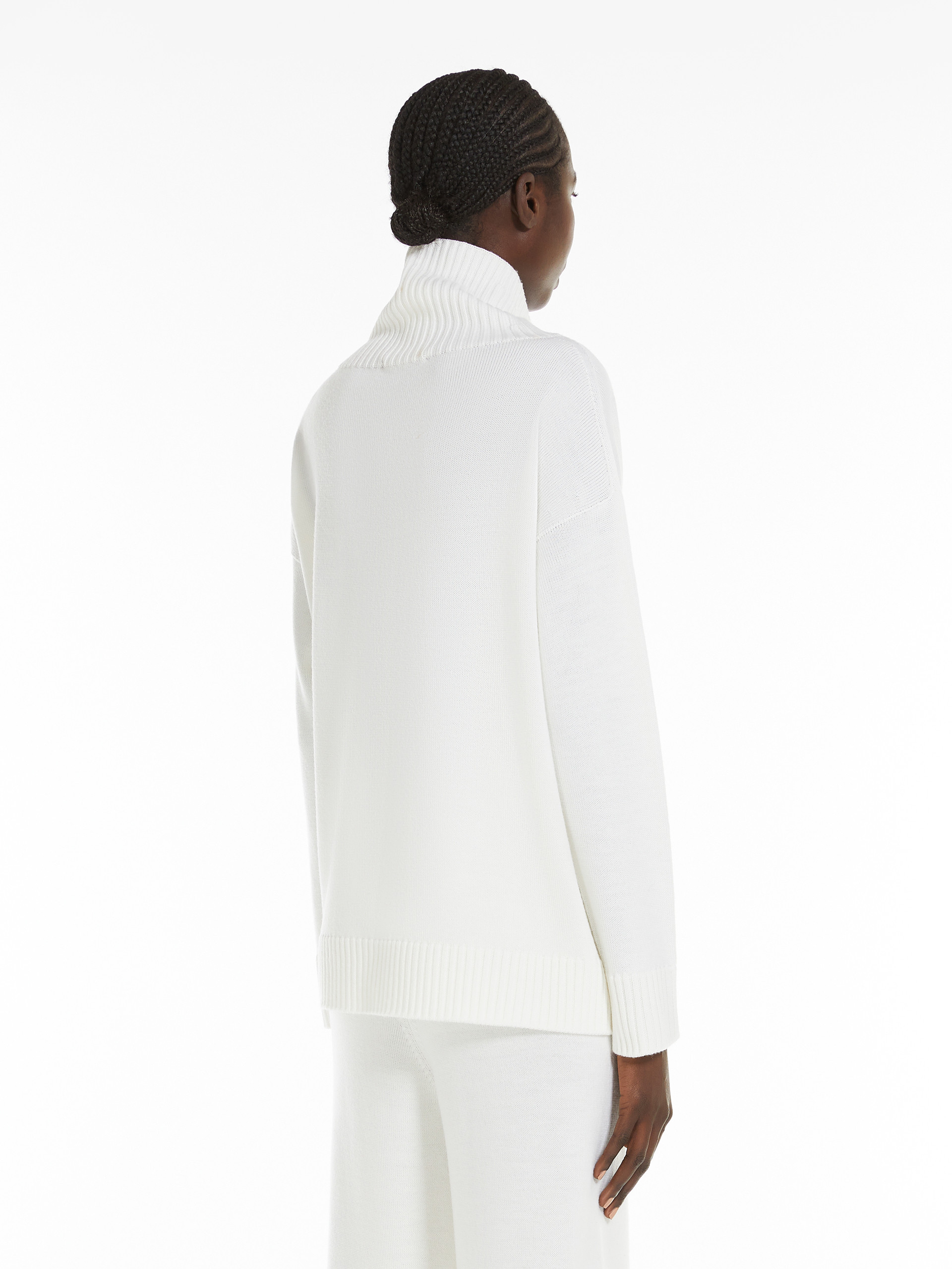 Max Mara Wool Knitted Sweater In White