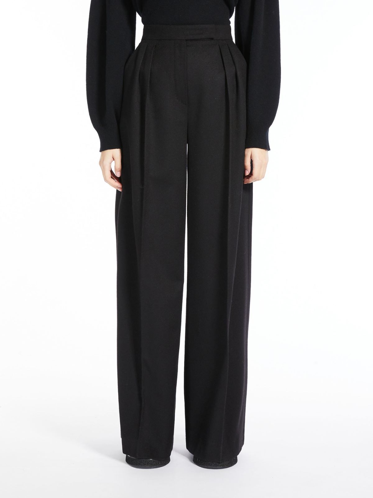 Shop Max Mara Wide-legged Casual Pants In Black