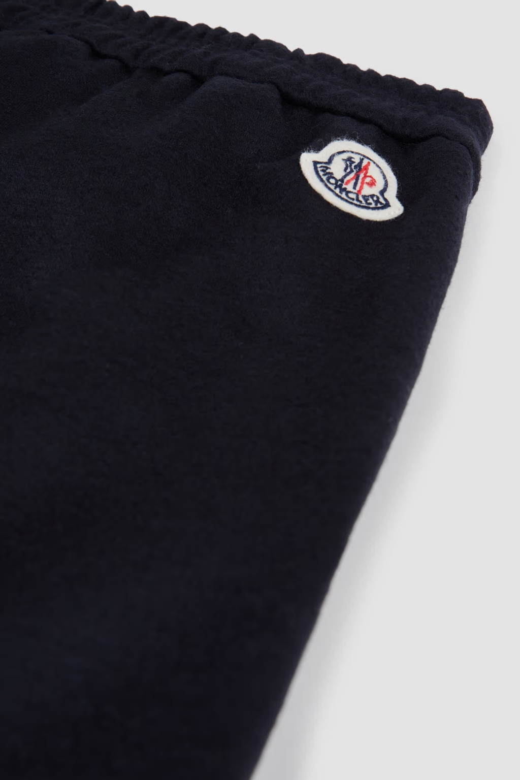 Moncler Enfant Logo Patch Joggers In Black