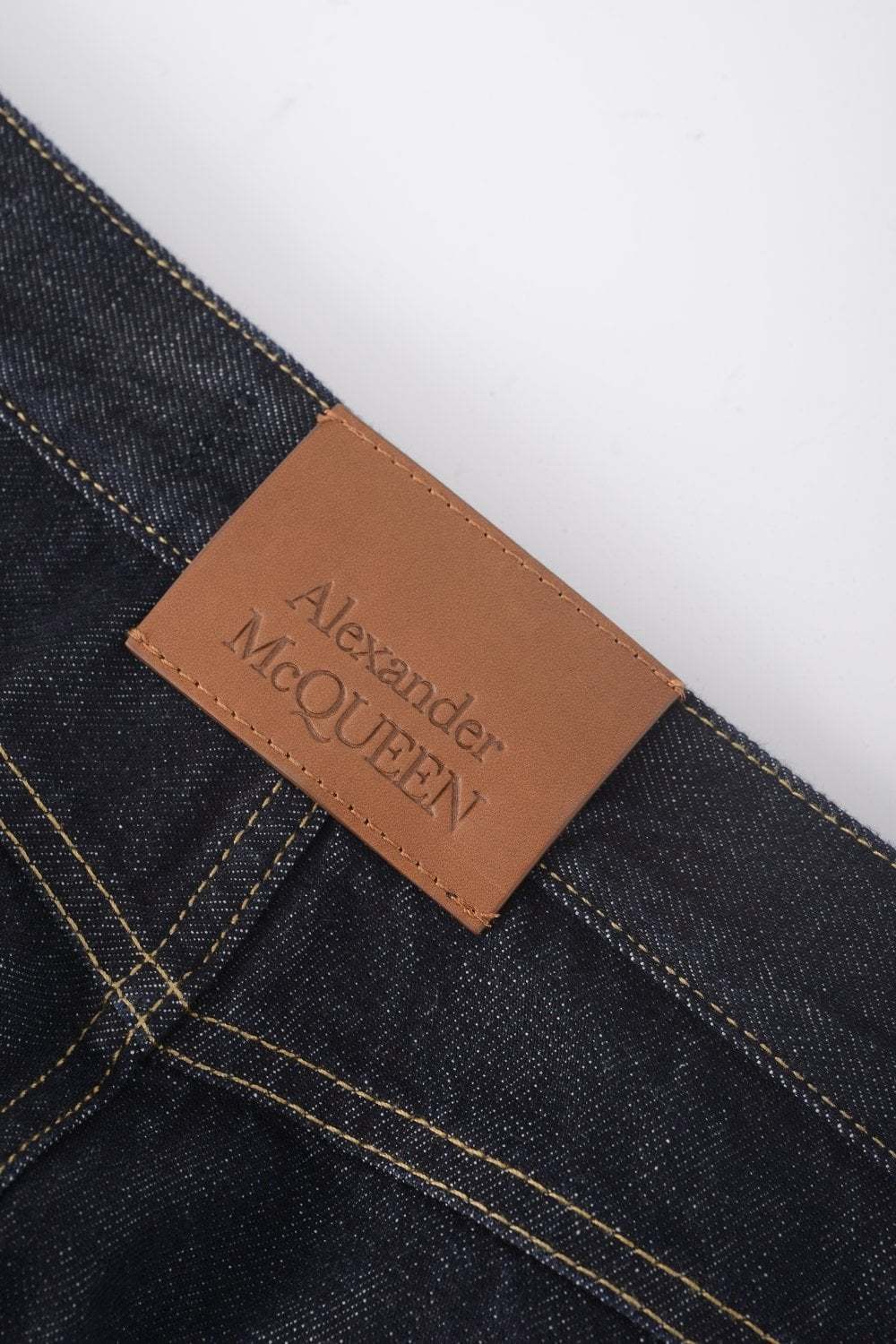 Alexander Mcqueen Turn-up Jeans In Black
