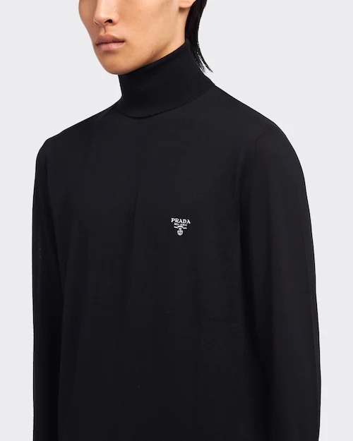 Prada Superfine Wool Turtleneck Jumper In Black