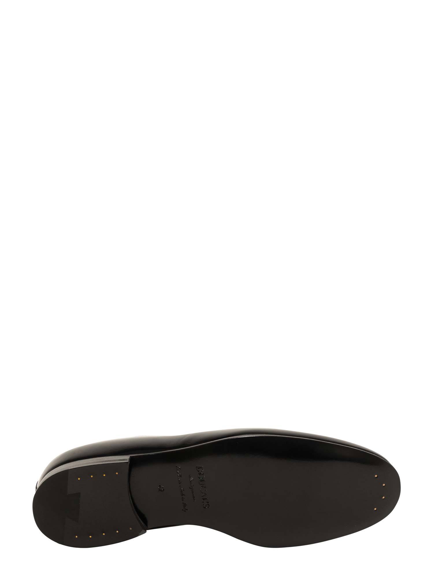 Doucal's Almond-toe Leather Loafers In Black