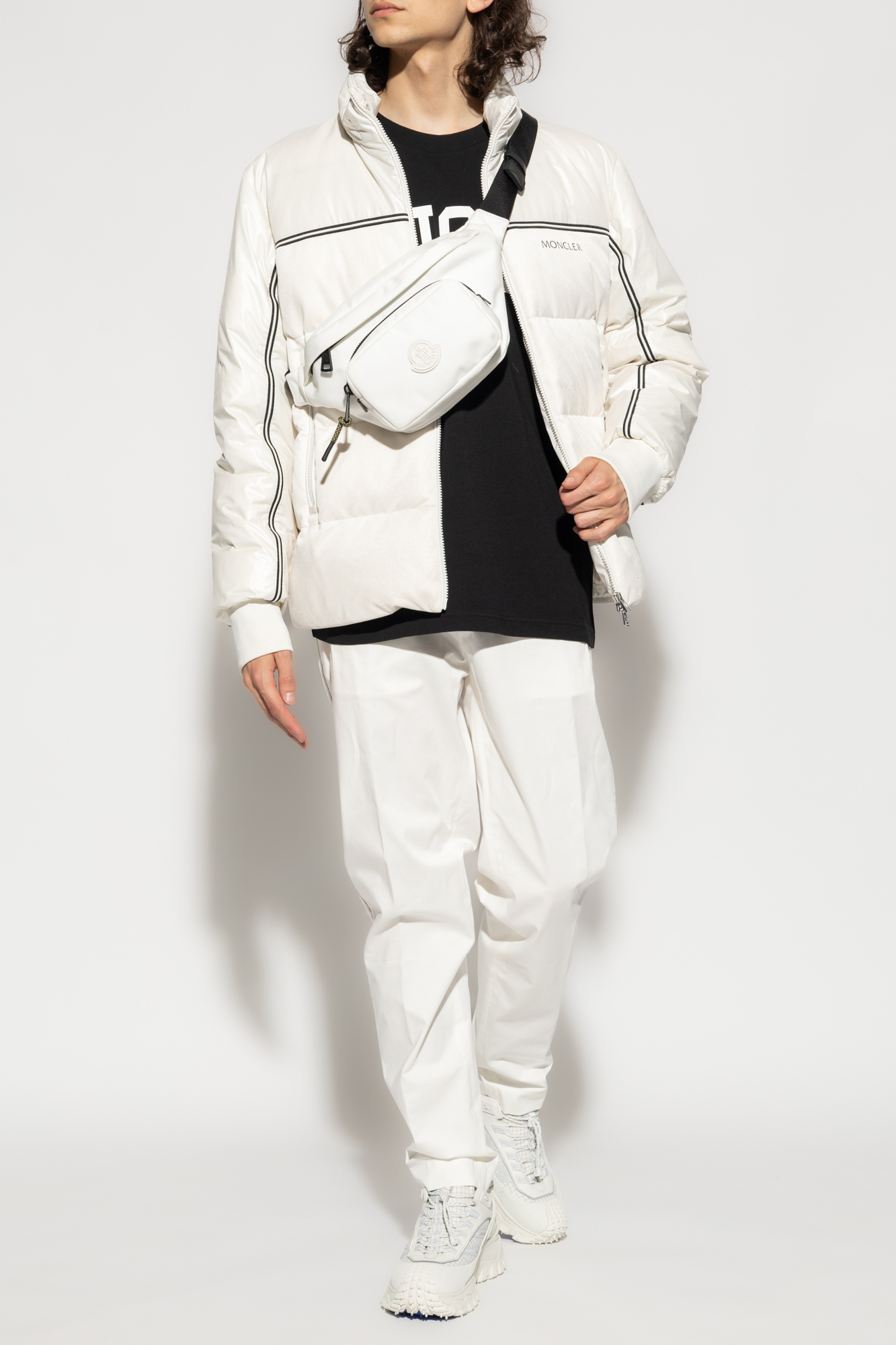 Moncler Logo-patch Tapered-leg Trousers In White