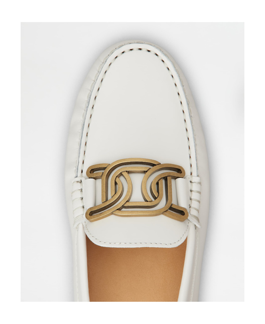 Tod's White Lime Calfskin Driving Loafer With Low Heel In White