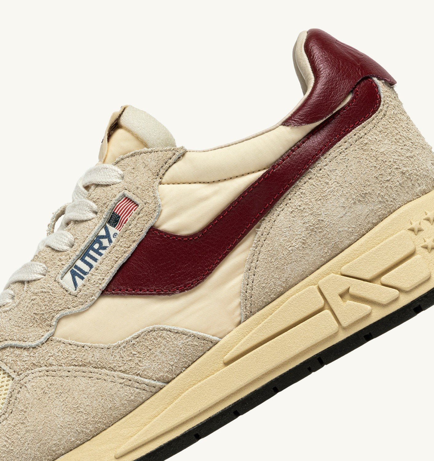 Autry Low Suede Net Sneakers With Contrast Panel In Neutral