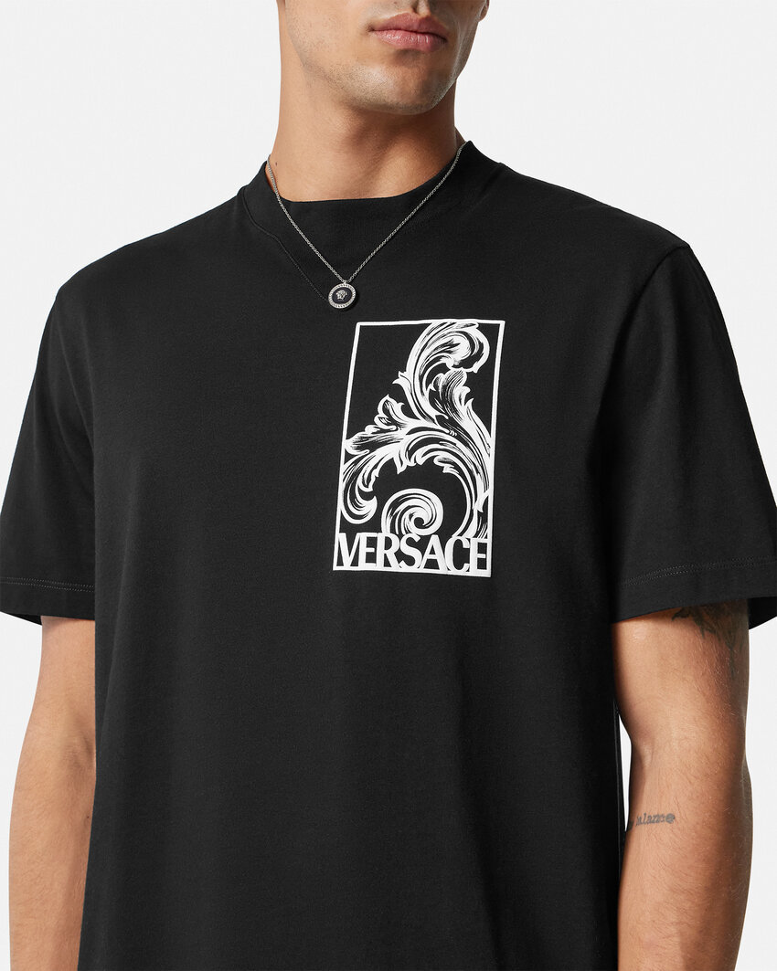 Versace Palmette Cotton T-shirt In Black