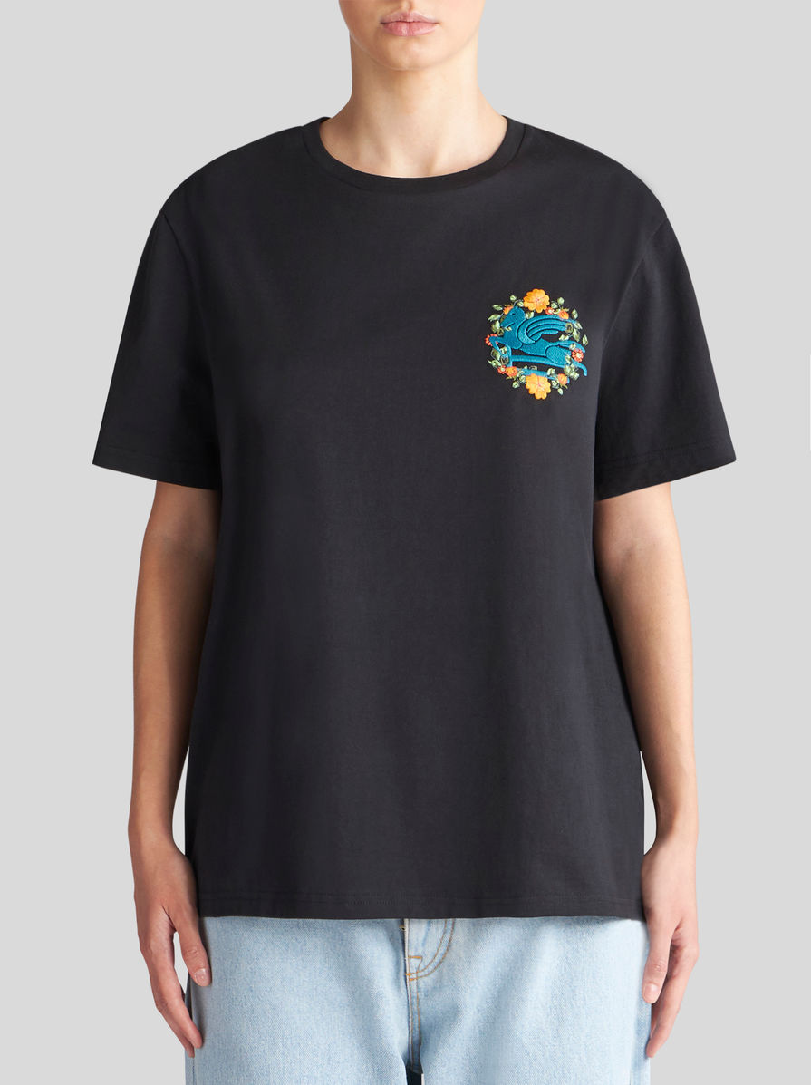 Etro Pegaso Embroidered Crewneck T-shirt In Black