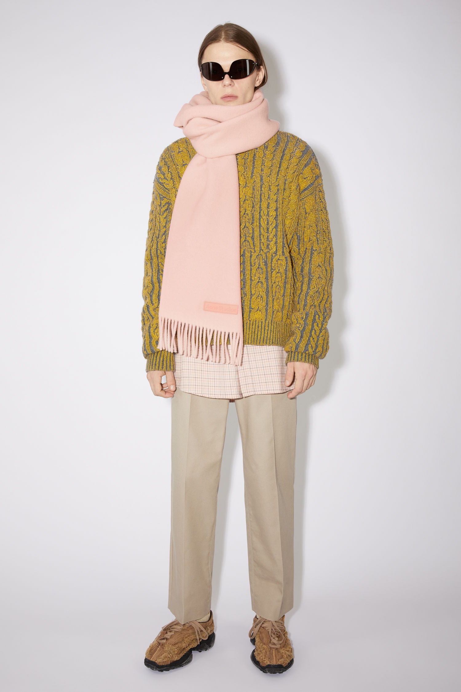 Shop Acne Studios Logo-patch Wool Scarf In Pink