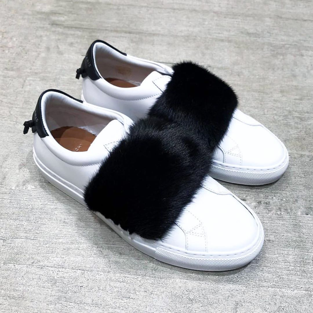 Givenchy Low-top Leisure Sneakers In White