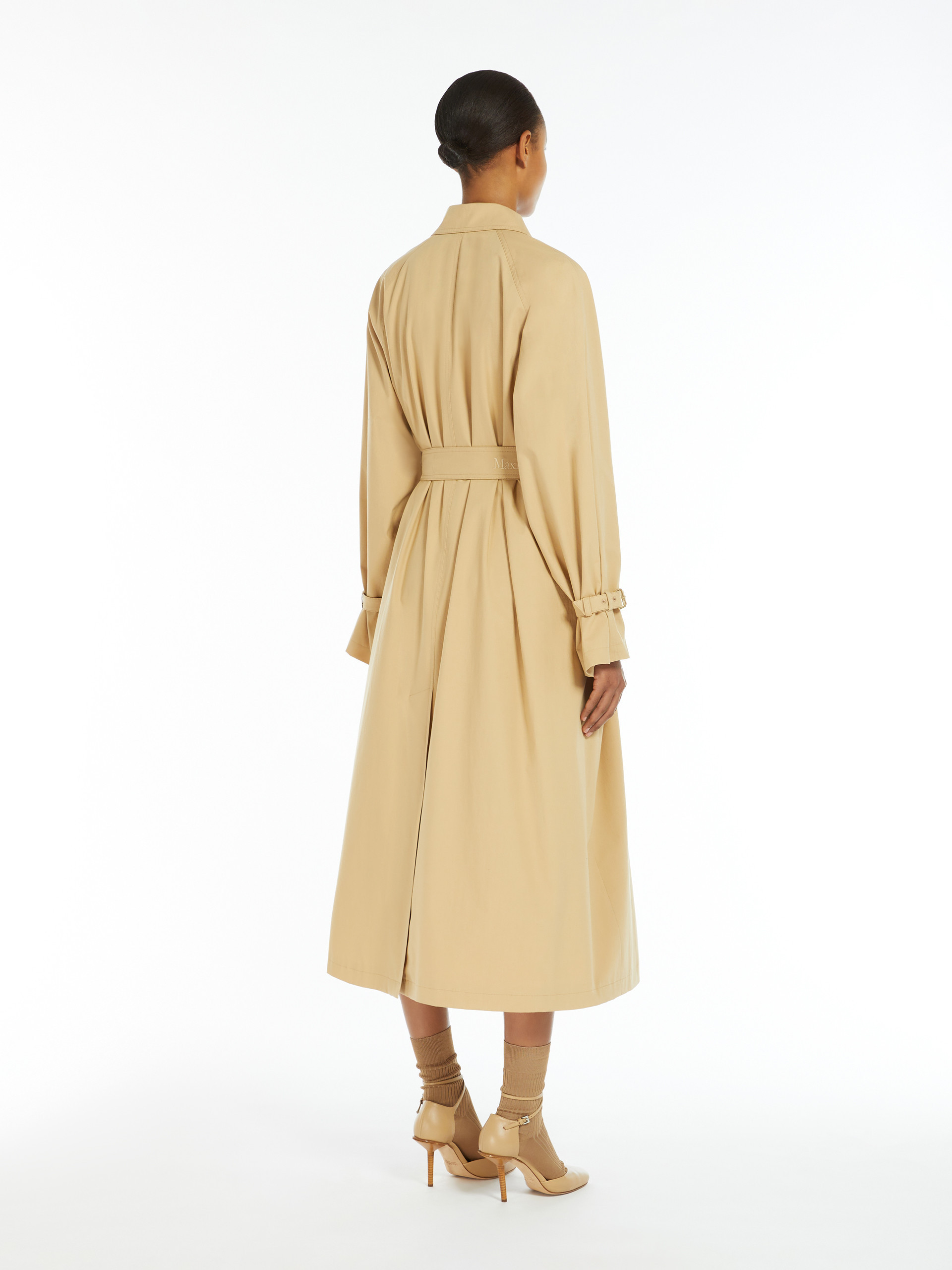 Max Mara Long-sleeved Windbreaker In Nude