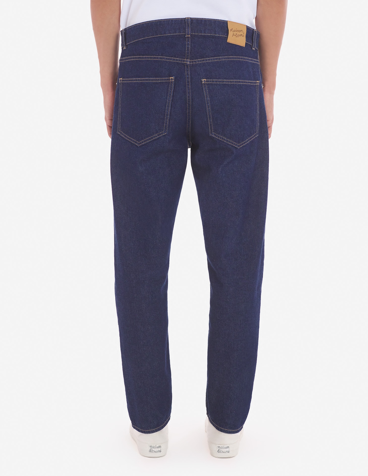 MAISON KITSUNÉ MAISON KITSUNÉ STRAIGHT-LEG MID RISE JEANS