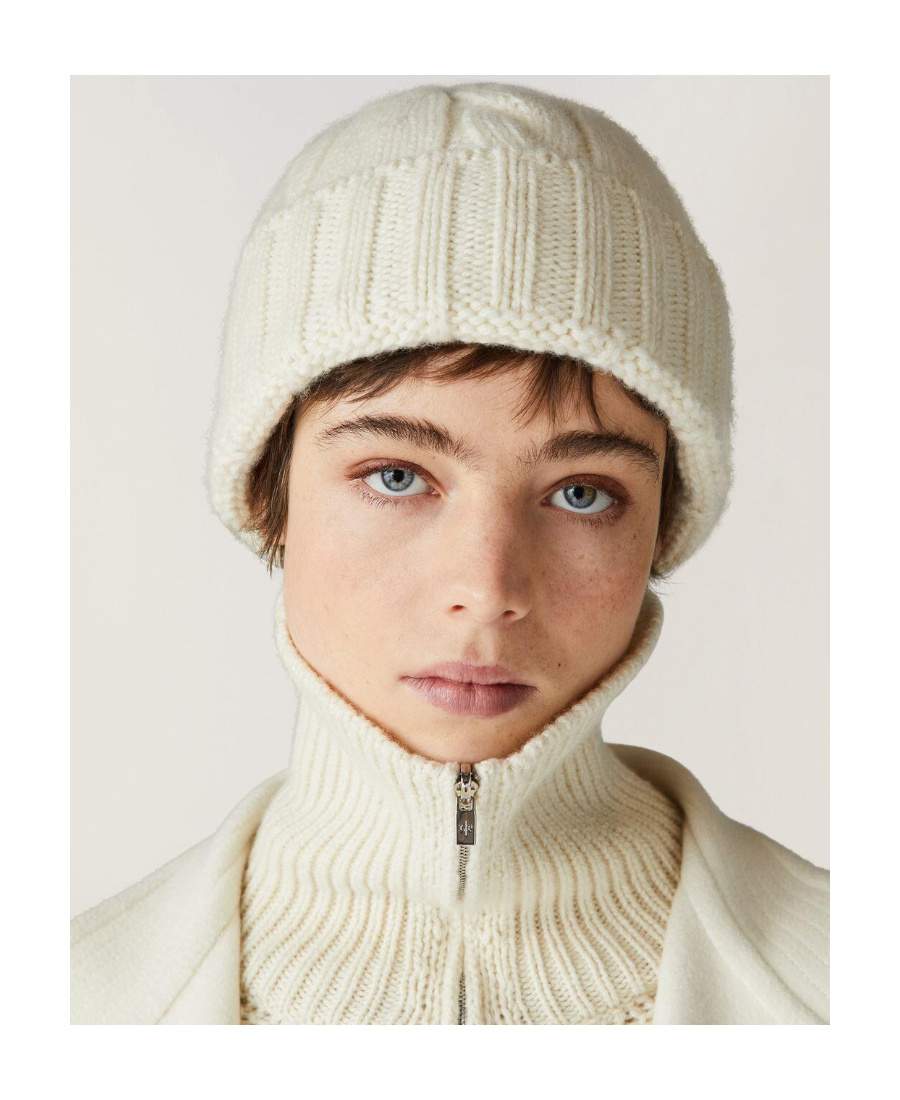 Loro Piana Cashmere Cable Knit Beanie In Neutral