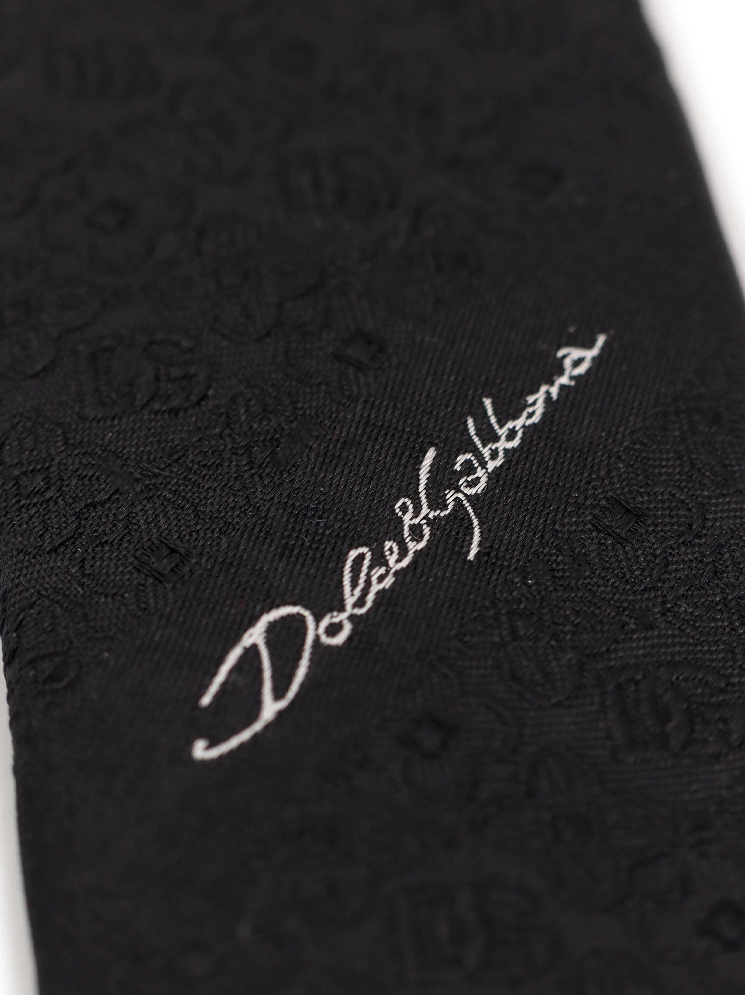 Dolce & Gabbana Silk Loop Jacquard Slim Tie In Black