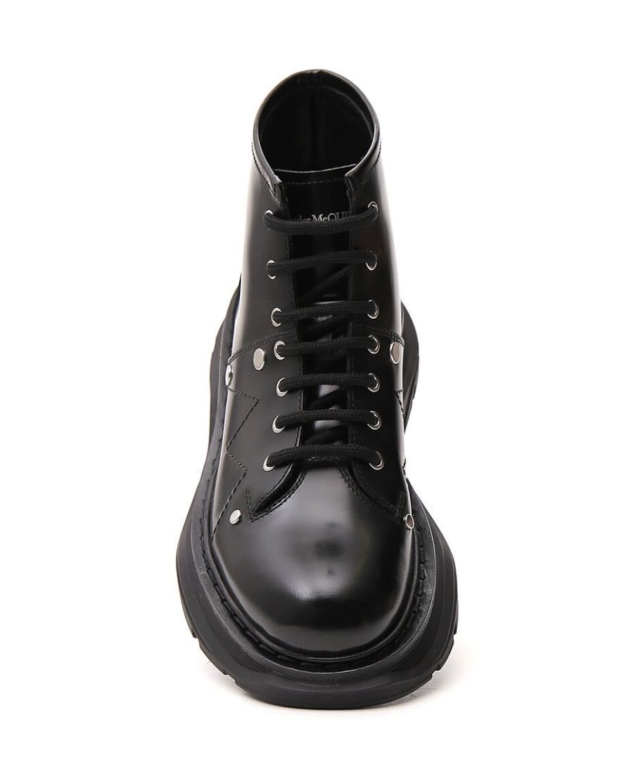 Alexander Mcqueen Tread Lace-up Boots In Black