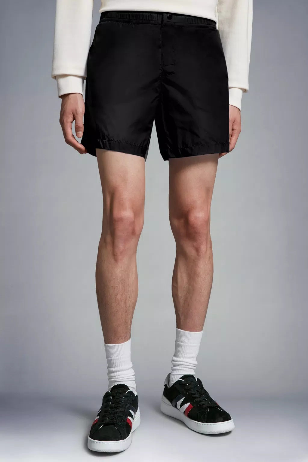MONCLER MONCLER LOGO PATCH DRAWSTRING SWIM SHORTS