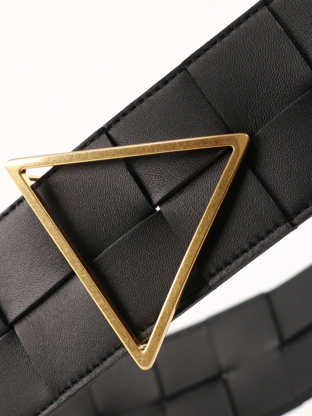 Bottega Veneta Black Leather Belt With Tringolar Buckle In Black