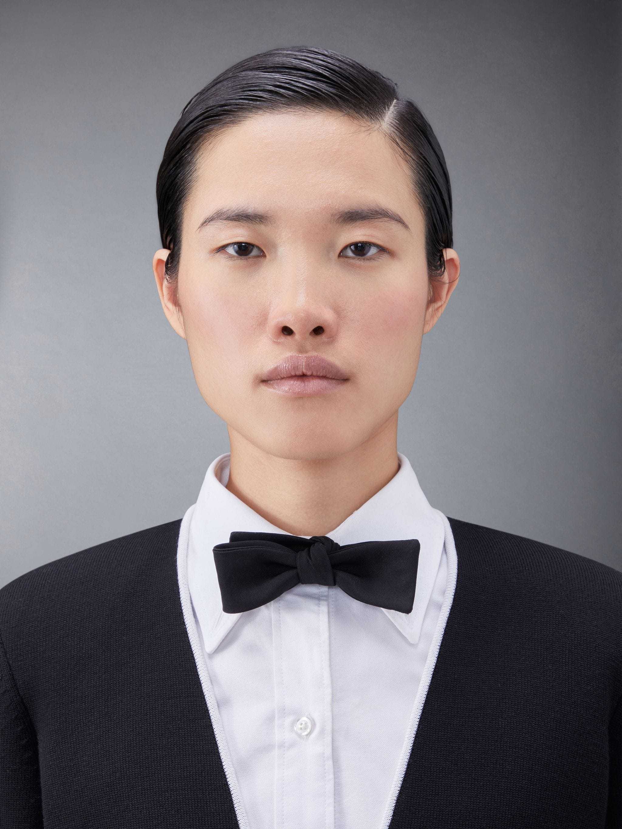 Thom Browne Contrasting-trim Collarless Jacket In Black