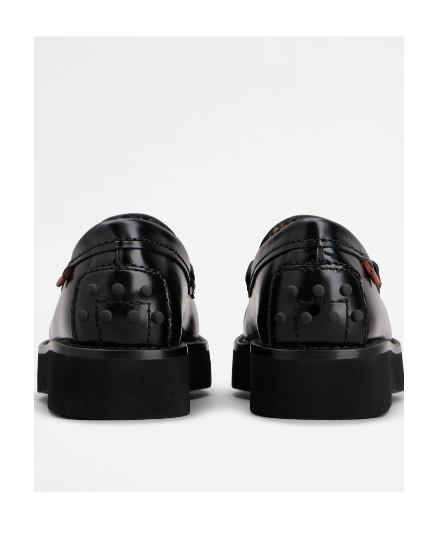 TOD'S TOD'S PENNY-SLOT ROUND TOE LOAFERS 