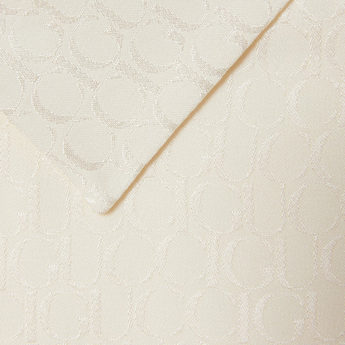 Gucci Silk Jacquard Shirt With Bra In White