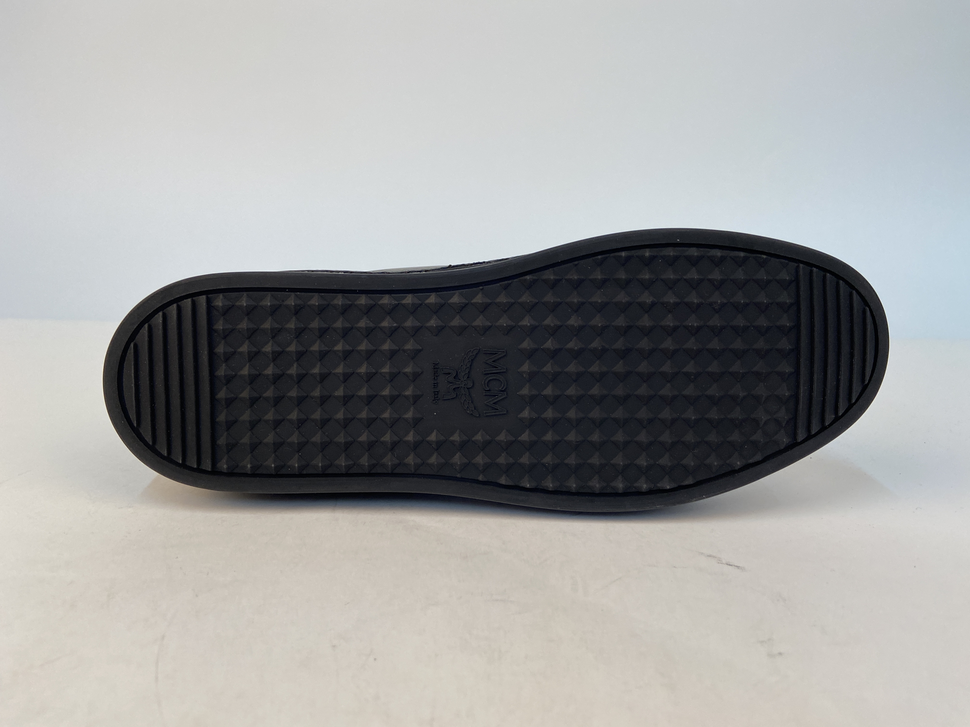 MCM LOGO DETAILS CASUAL SNEAKERS