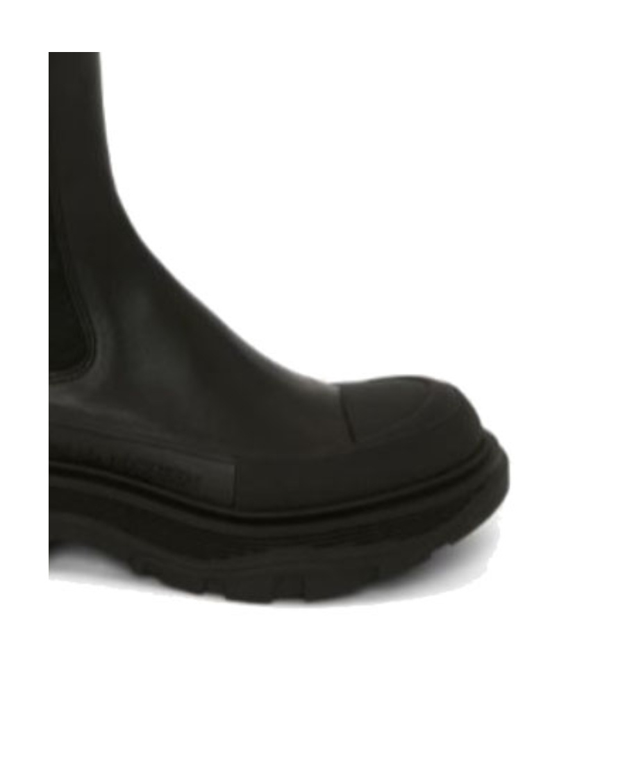 Alexander Mcqueen Tread Slick Leather Mid-calf Boots In Black