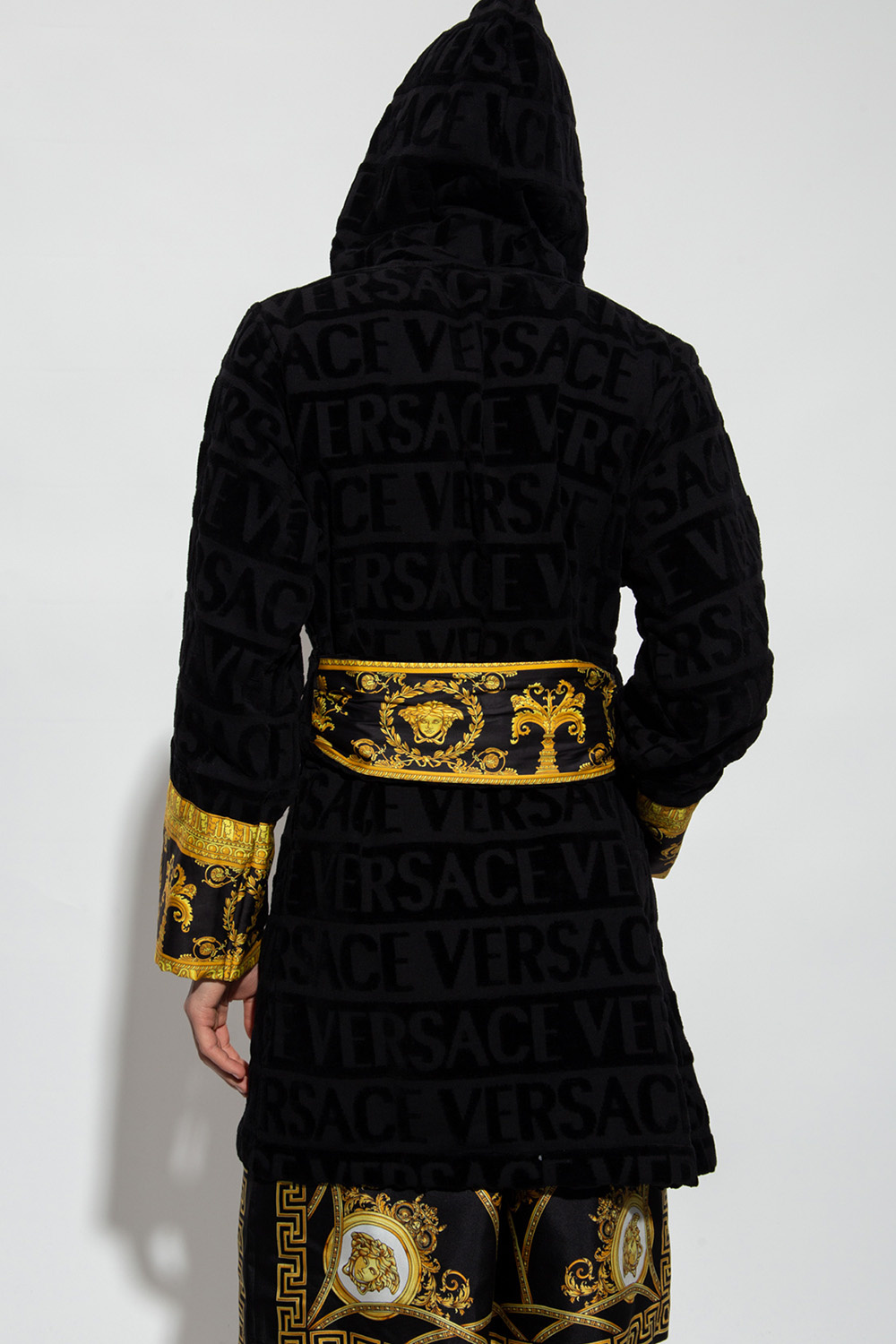 Versace Barocco-print Cotton Robe In Multicolor