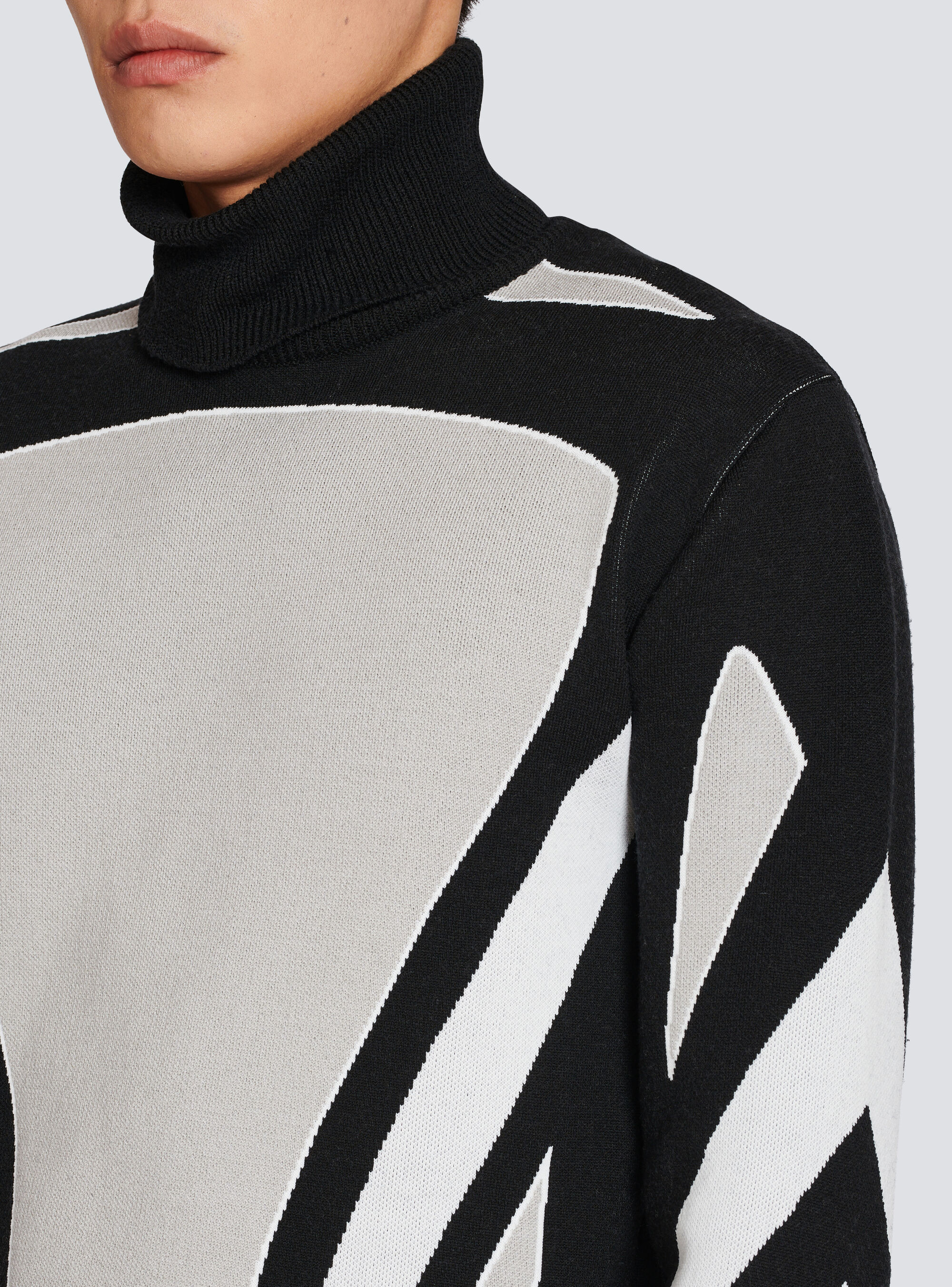 Balmain Colour-block Roll Neck Jumper In Black