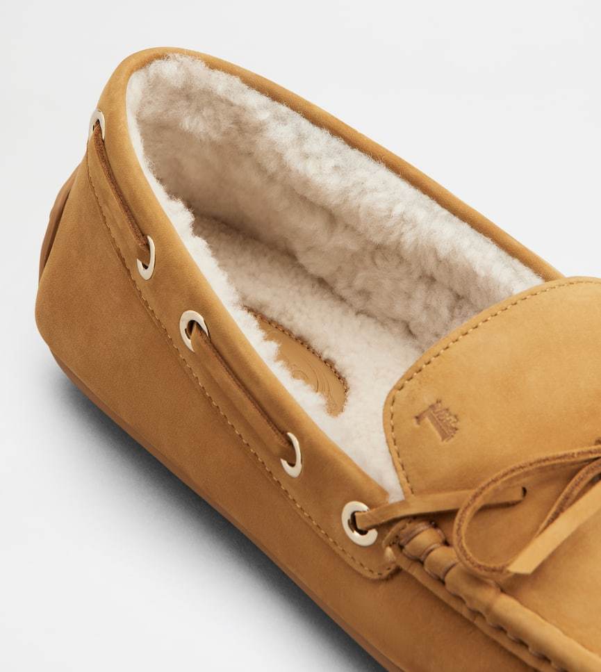 Tod's City Gommino Driving Shoes In Nubuck In Animal Print