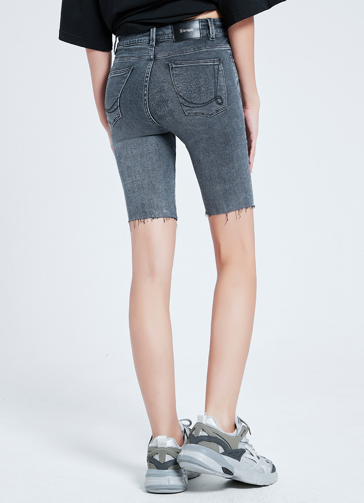 Liuregali Trim Rough Rimmed Riding Denim Shorts In Gray