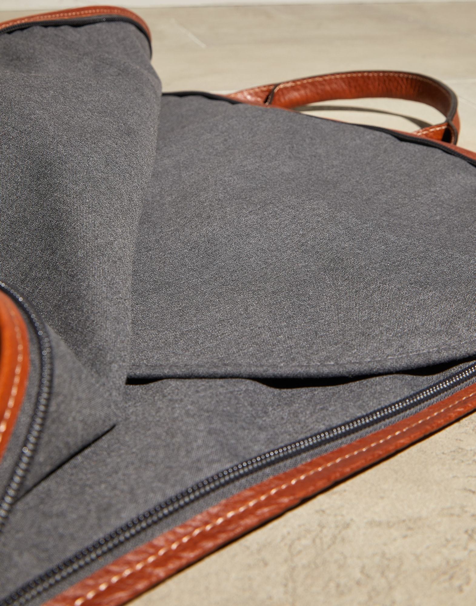 Brunello Cucinelli Bi-fold Suit Carry Bag In Black