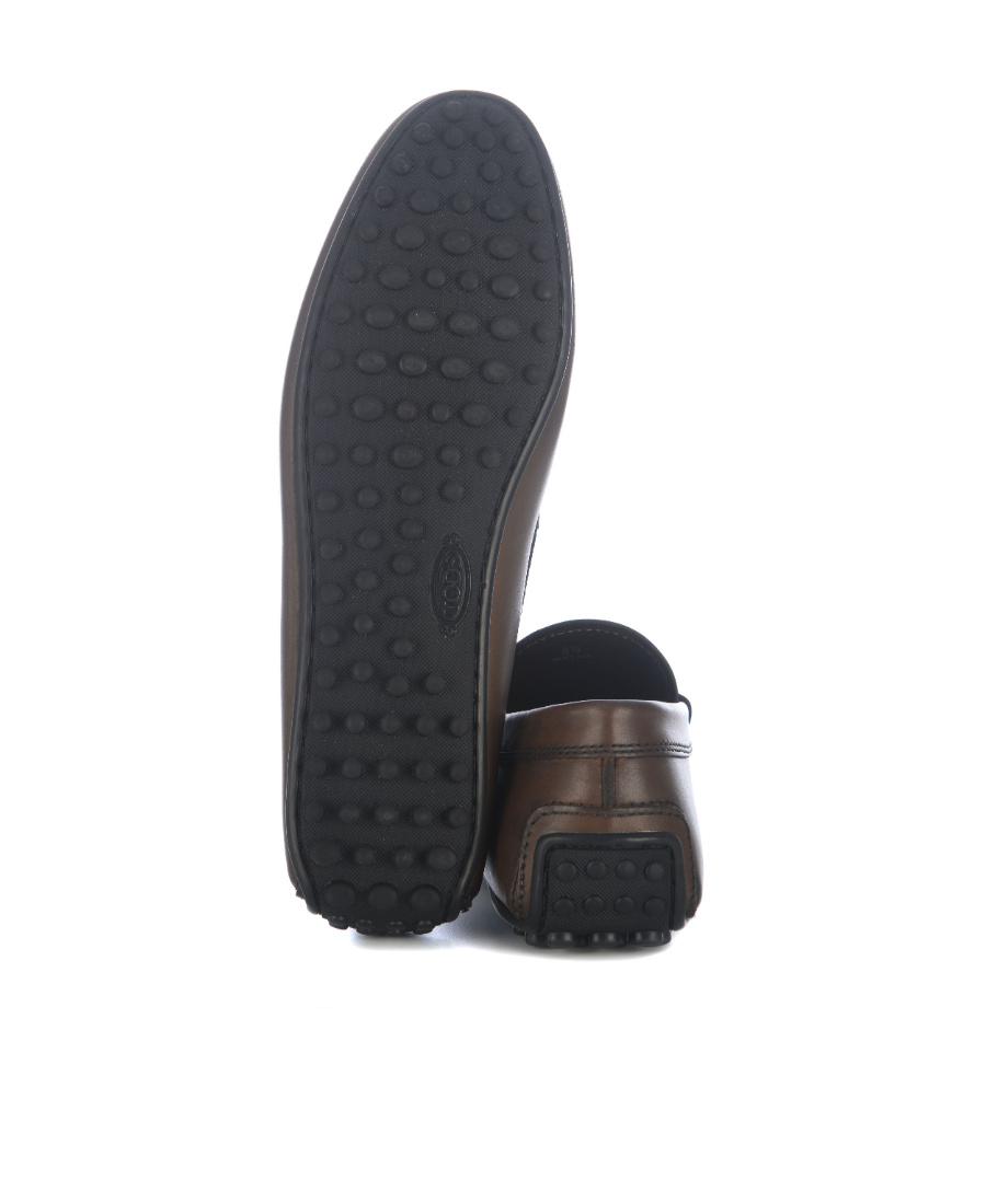 Tod's Embossed-logo Detail Loafers In Black