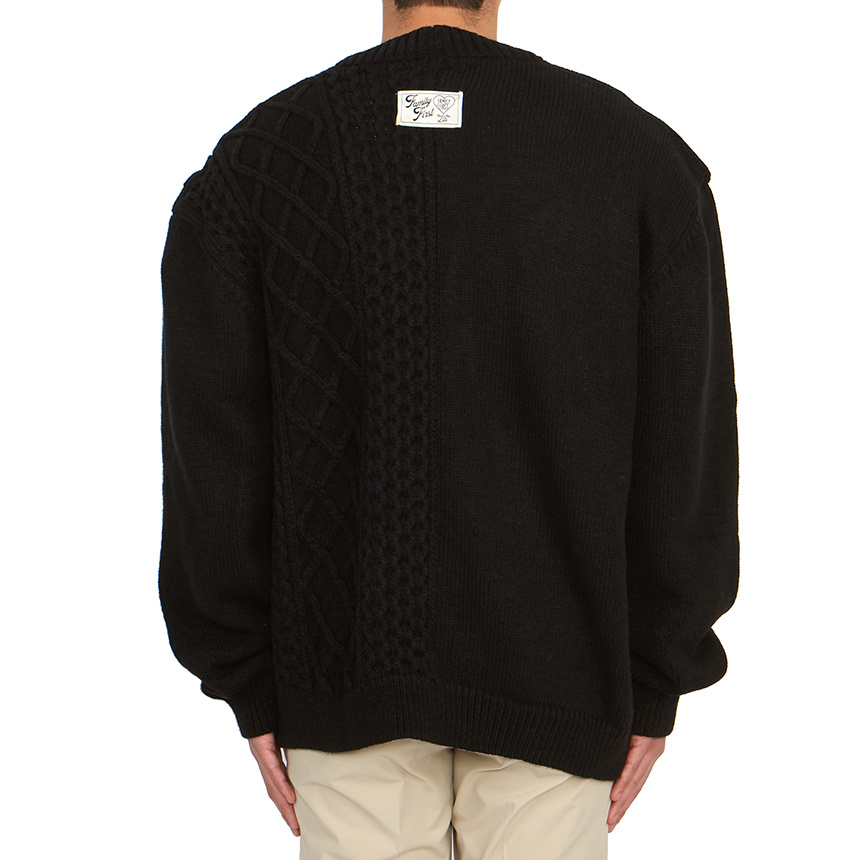 Family First V-neck Long-sleeved Sweater In Black