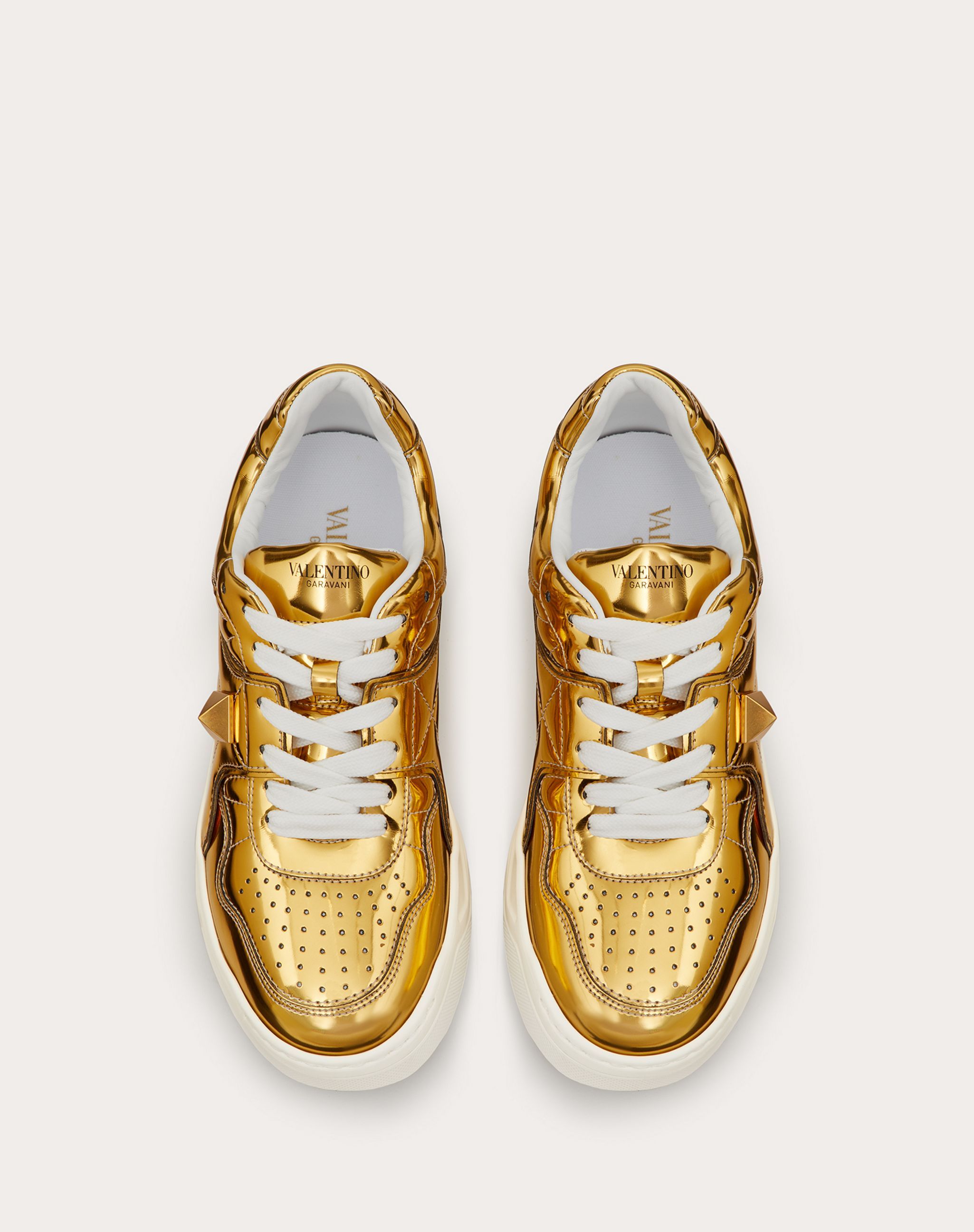 Valentino One Stud Low-top Sneakers In White