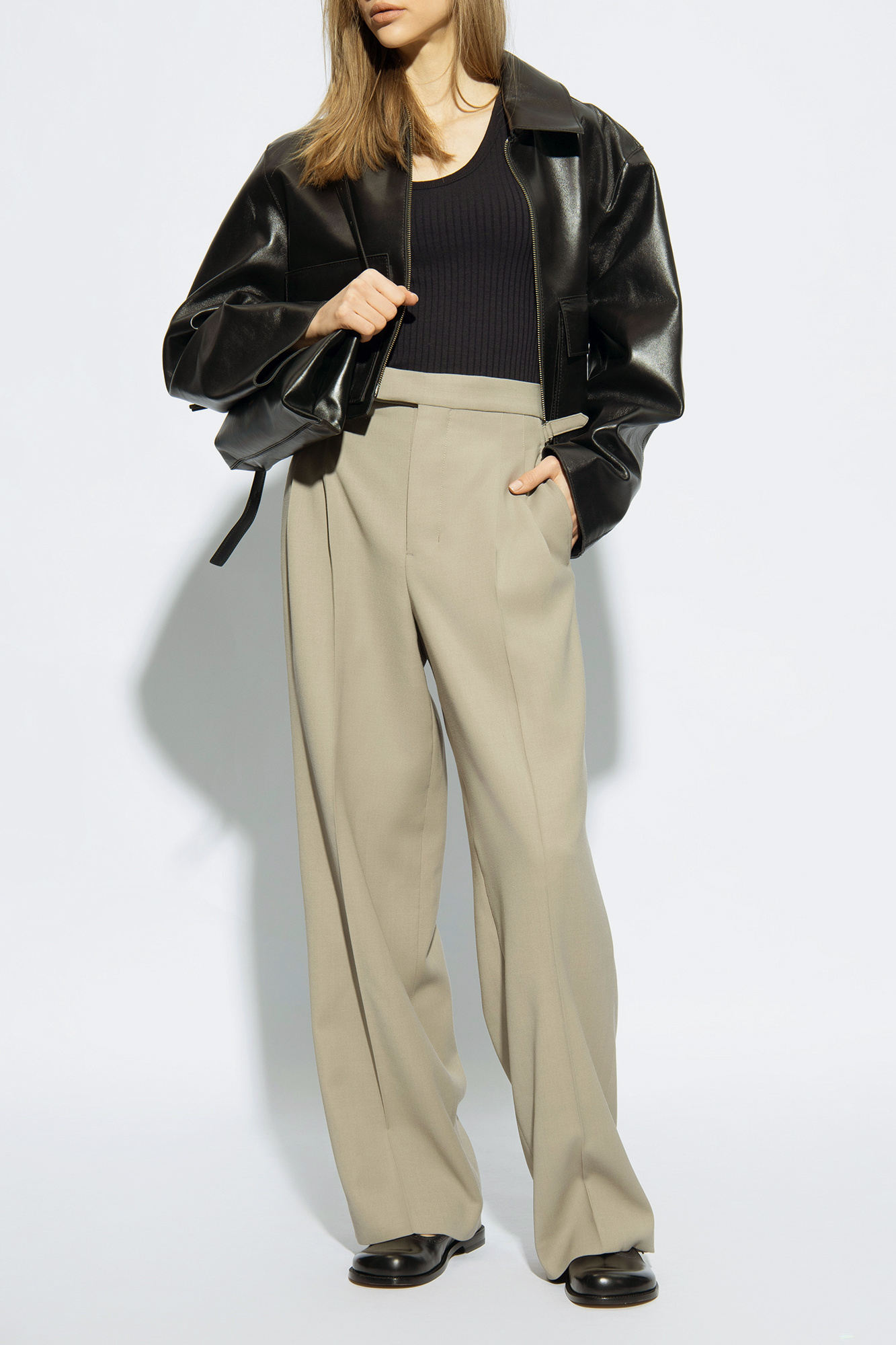 Ami Alexandre Mattiussi Ami High Waisted Straight Leg Pants In Nude