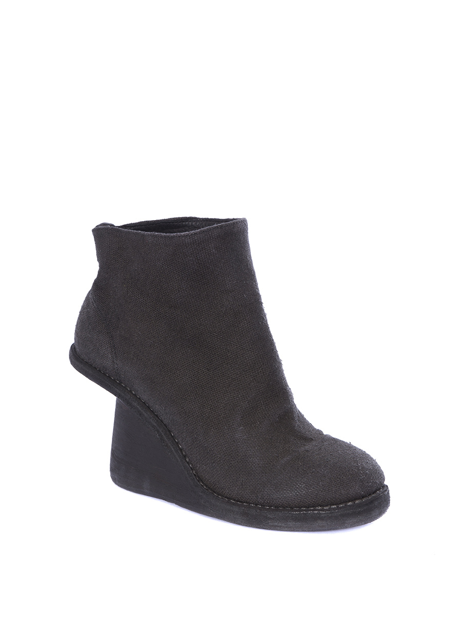 Guidi Wedge Heel Suede Ankle Boots In Black