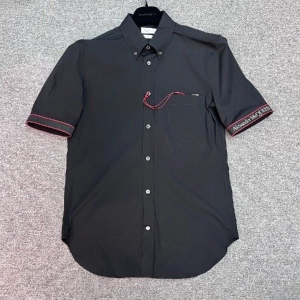Alexander Mcqueen Logo-trimmed Shirt In Black